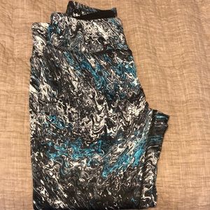 Excellent used condition leggings